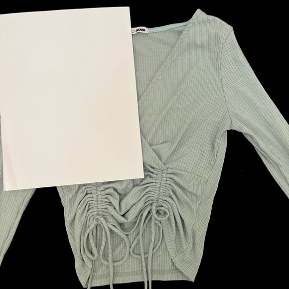 FASHION NOVA CUTE TOP - Picture 5 of 7